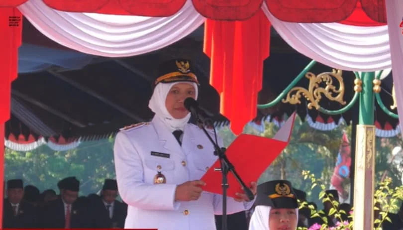 Upacara HUT ke-81 RI, Wabup Lobar Ajak Masyarakat Kawal Kinerja Pemerintah
