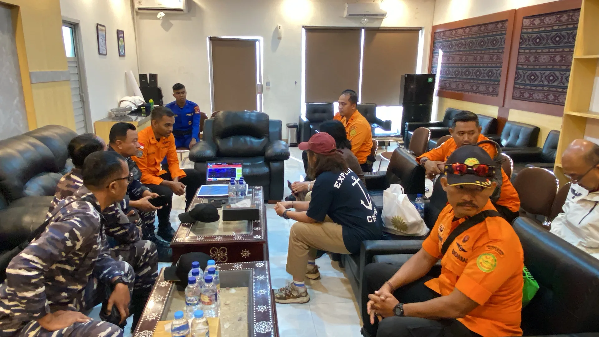 Operasi SAR Hari Ketiga: Tim SAR Gabungan Kerahkan 3 SRU Perluas Area Pencarian Korban KMP Putri Yasmin di Selat Lombok