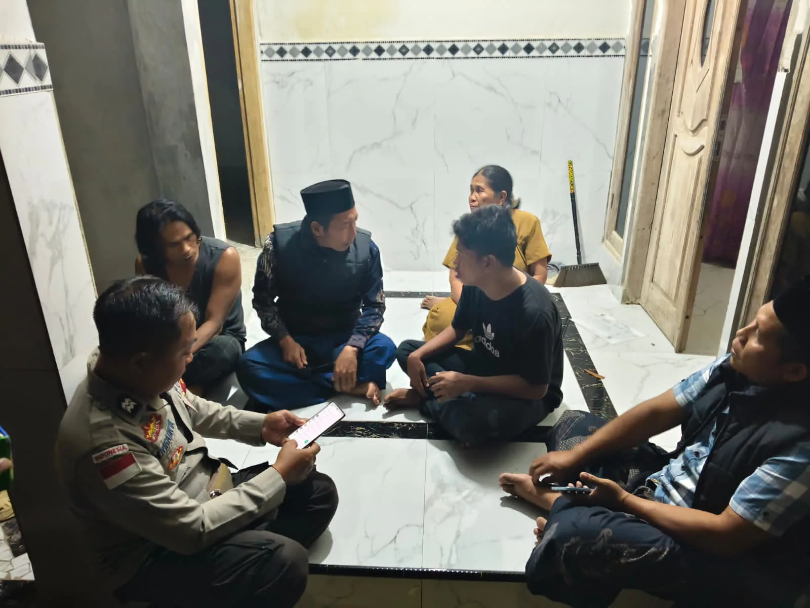 Polsek Sekotong Kejar Pelaku Curas Bermodus Bantuan Sembako, Fakta Isu Penculikan Terungkap