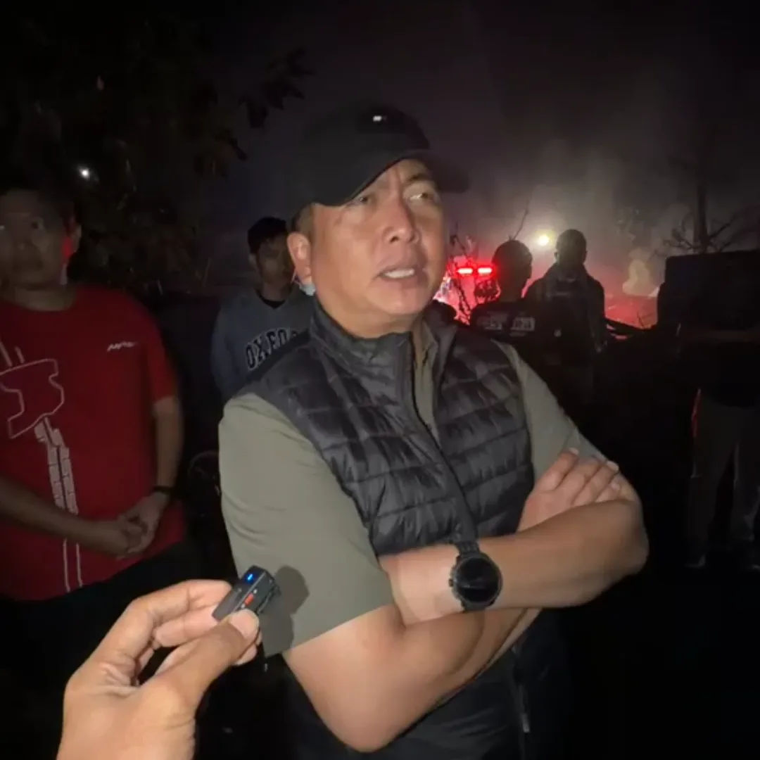 Baru Tiba dari NTT, Gubernur NTB Langsung Turun di Tengah Kebakaran Sade